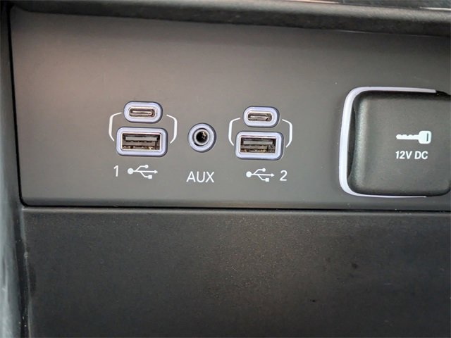 Used 2023 Jeep Grand Cherokee Laredo image 24