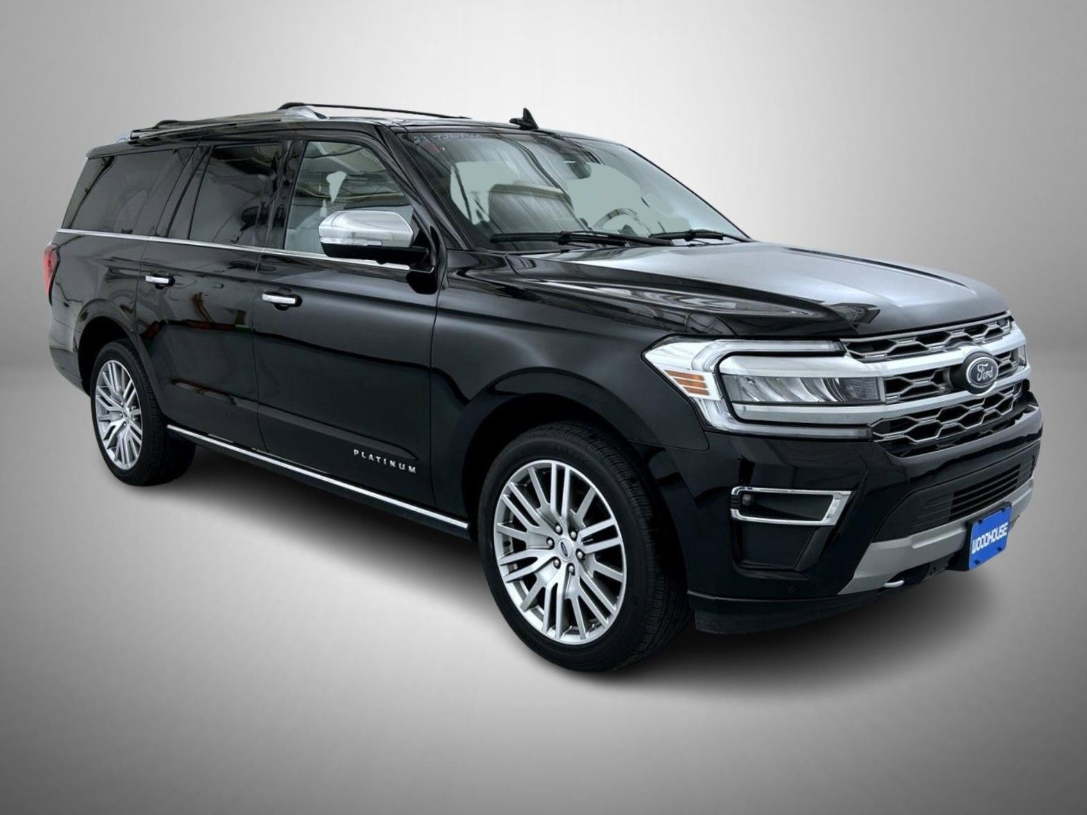 Used 2023 Ford Expedition Max Platinum AWD/4WD image 3
