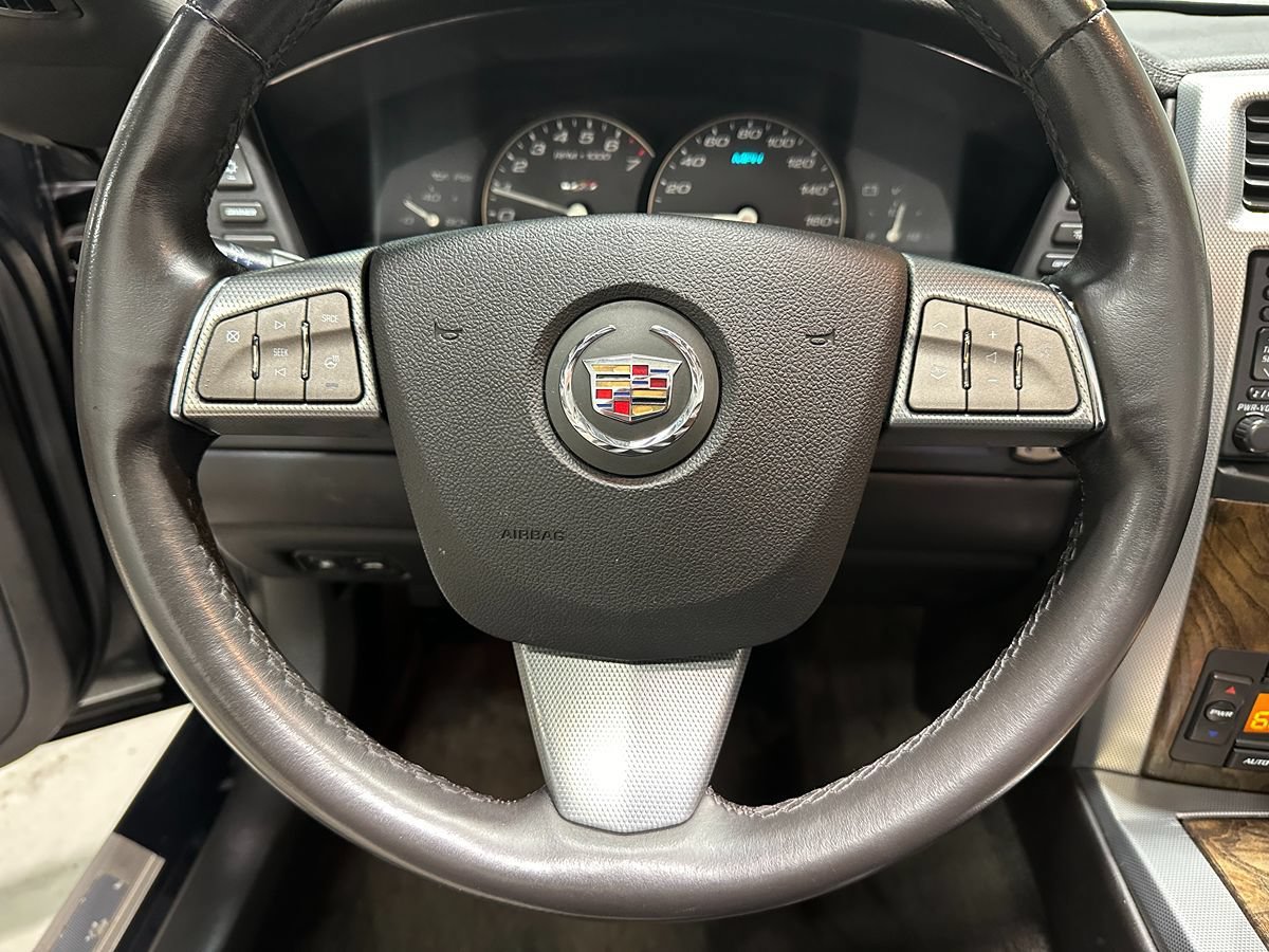 Used 2009 Cadillac XLR V RWD image 35