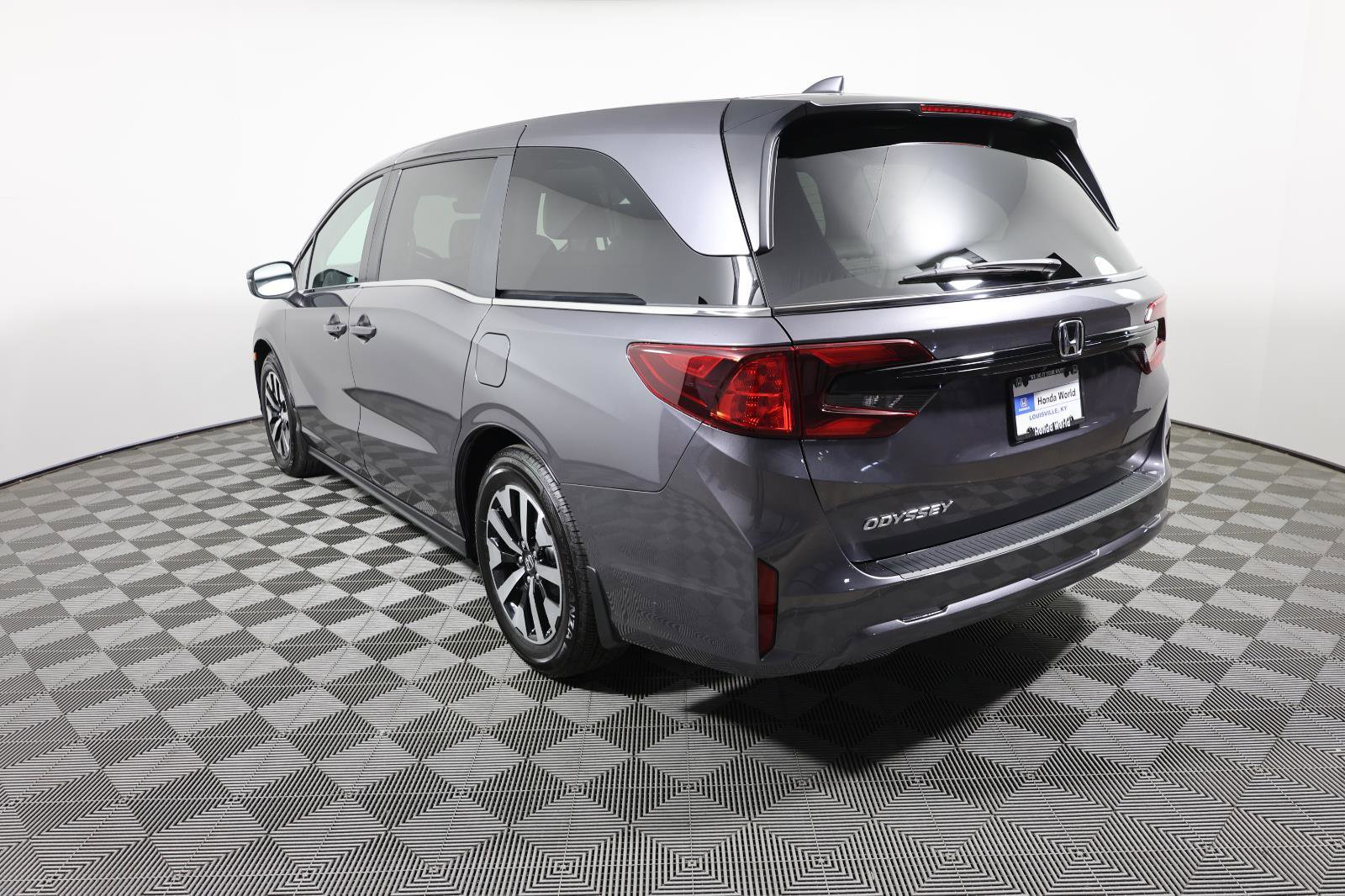 Used 2026 Honda Odyssey EX-L image 7