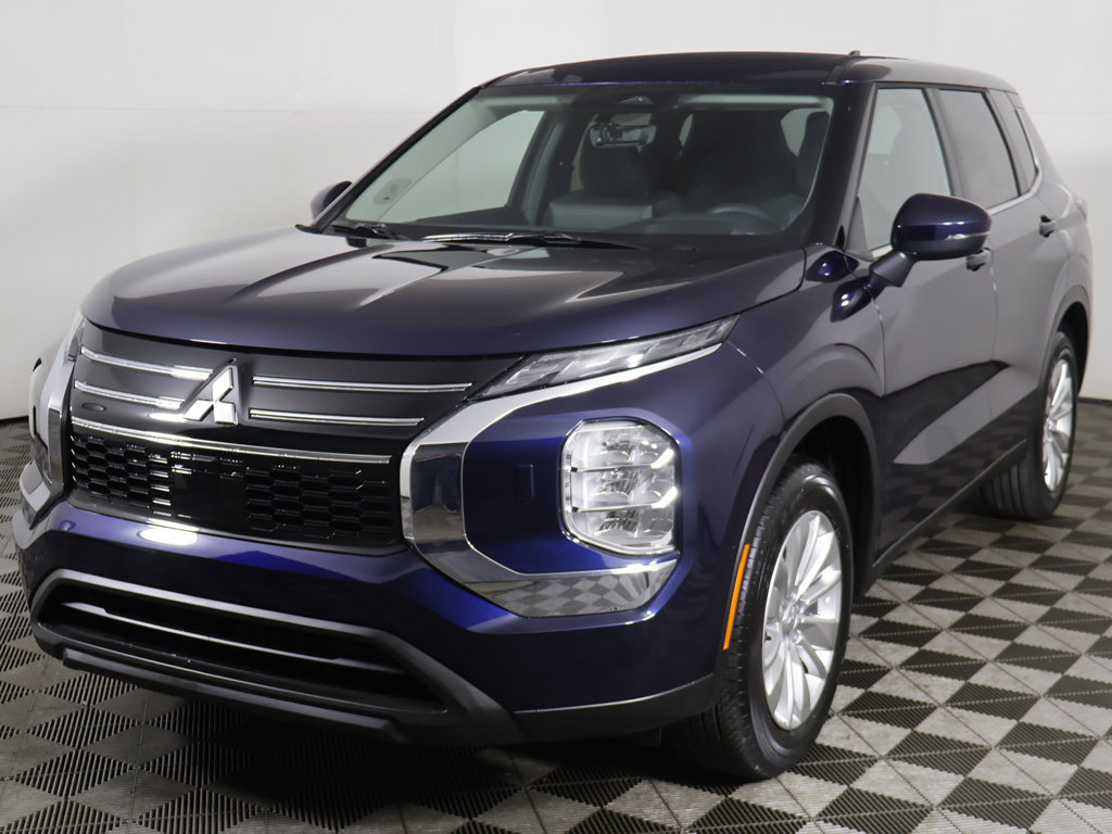 New 2026 Mitsubishi Outlander ES AWD/4WD image 9