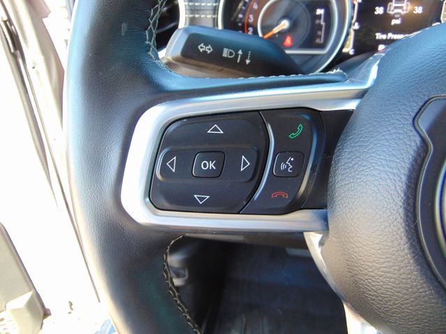 Used 2019 Jeep Wrangler Unlimited Sahara image 18