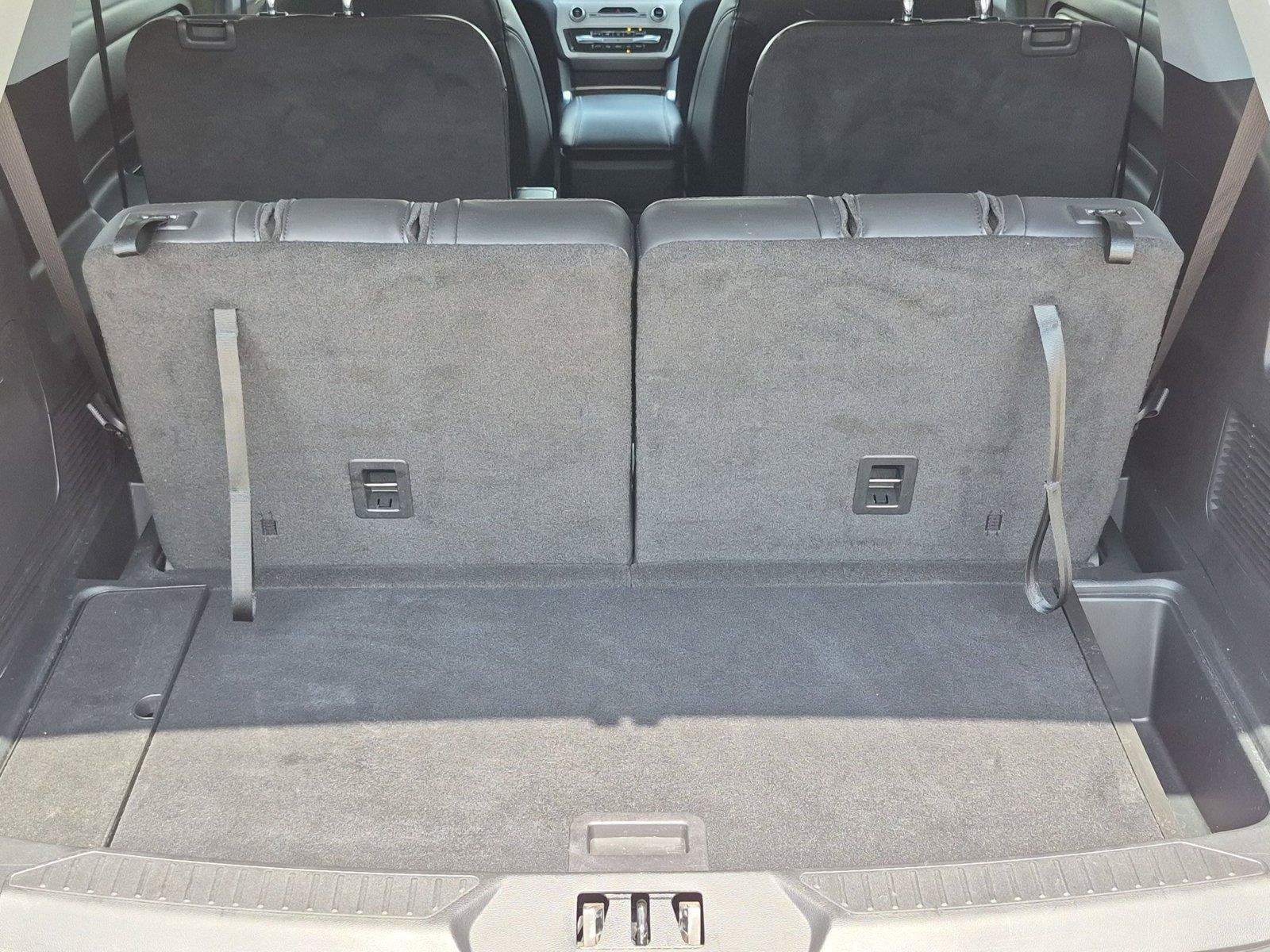 Used 2024 Ford Explorer XLT w/ Equipment Group 202A AWD/4WD image 30