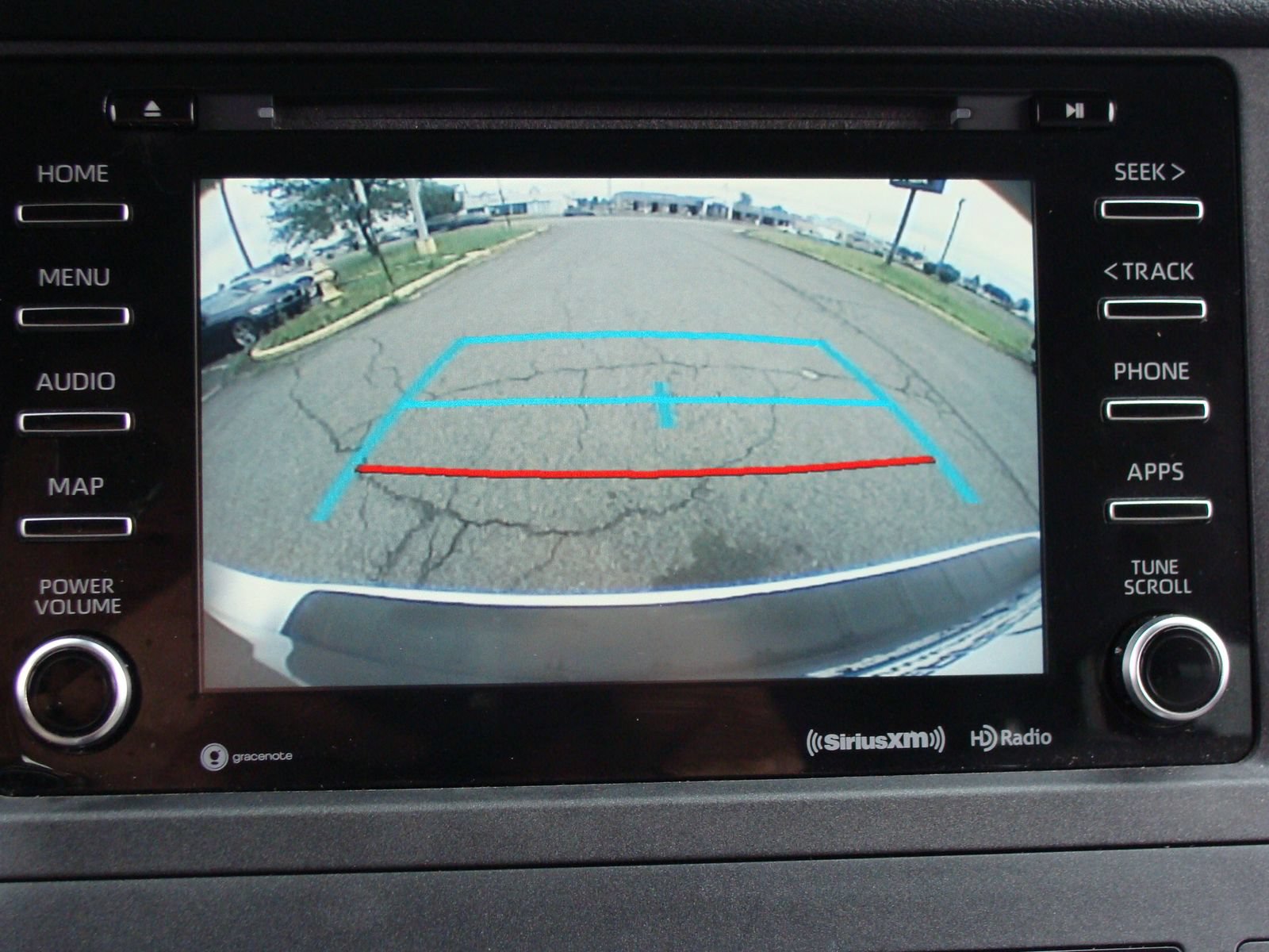 Used 2019 Toyota Sienna XLE w/ XLE Navigation Package FWD image 22