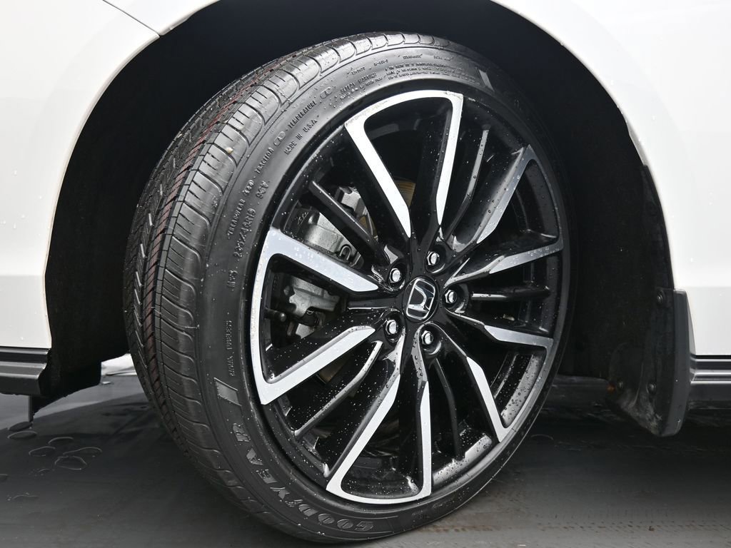 Certified 2023 Honda Accord Touring image 44