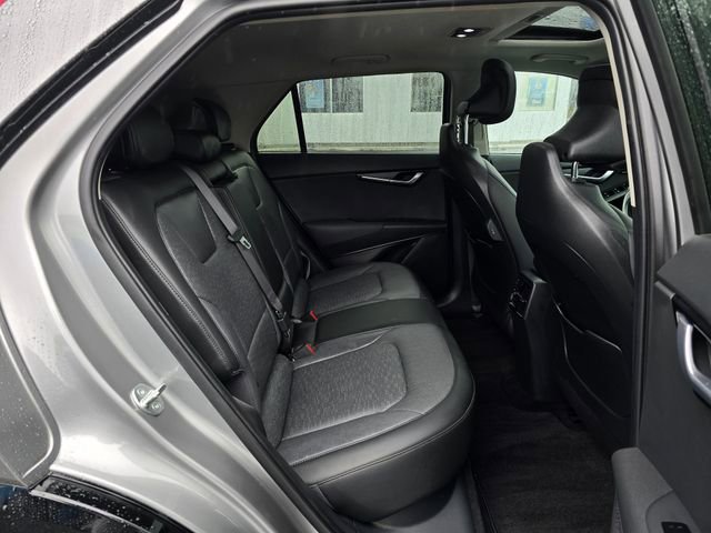 Certified 2023 Kia Niro Wave w/ Wave Preserve Package FWD image 14