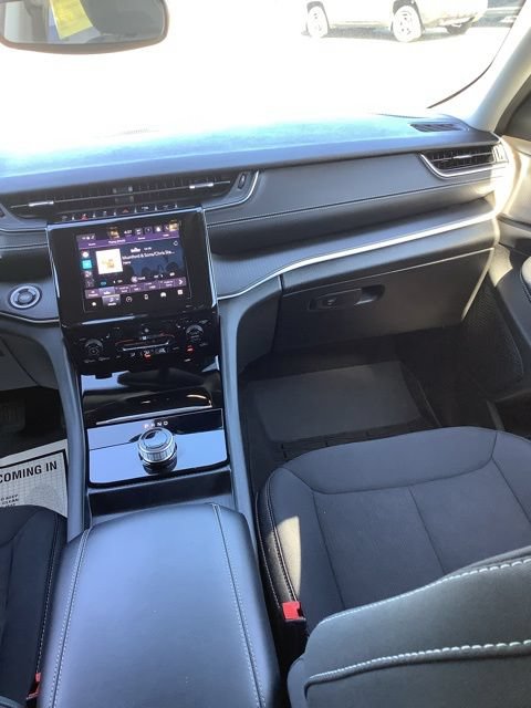 Certified 2023 Jeep Grand Cherokee L Laredo w/ Luxury Tech Group I AWD/4WD image 12