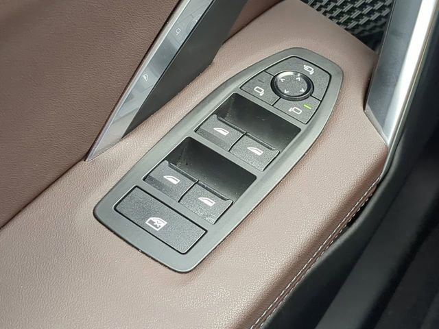 Used 2025 BMW X2 xDrive28i image 28