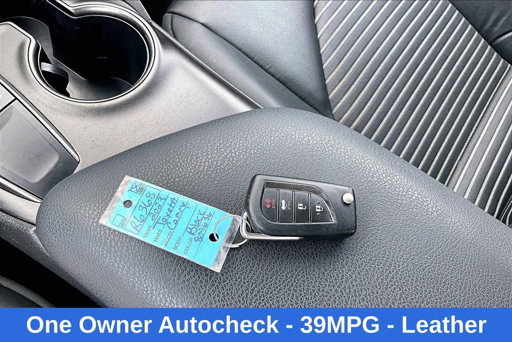 Used 2023 Toyota Camry SE FWD image 11