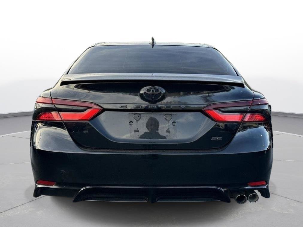 Used 2021 Toyota Camry SE image 8