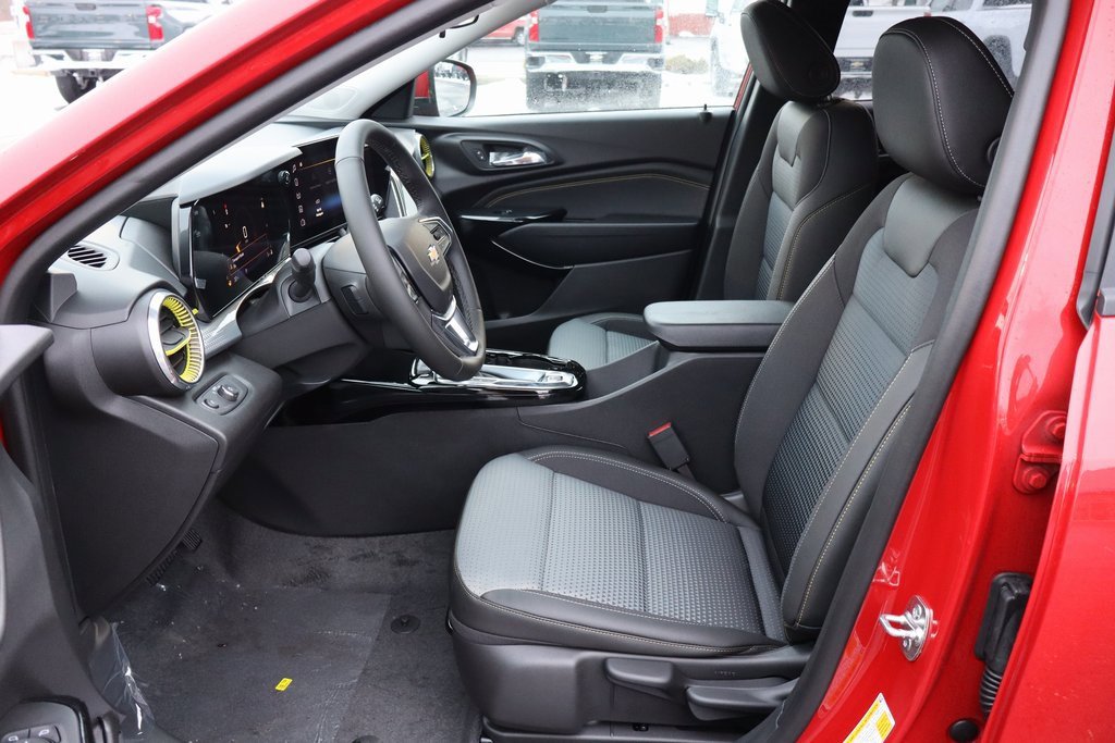 New 2026 Chevrolet Trax LT w/ LT Convenience Package image 4