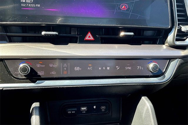 Used 2024 Kia Sportage EX image 24