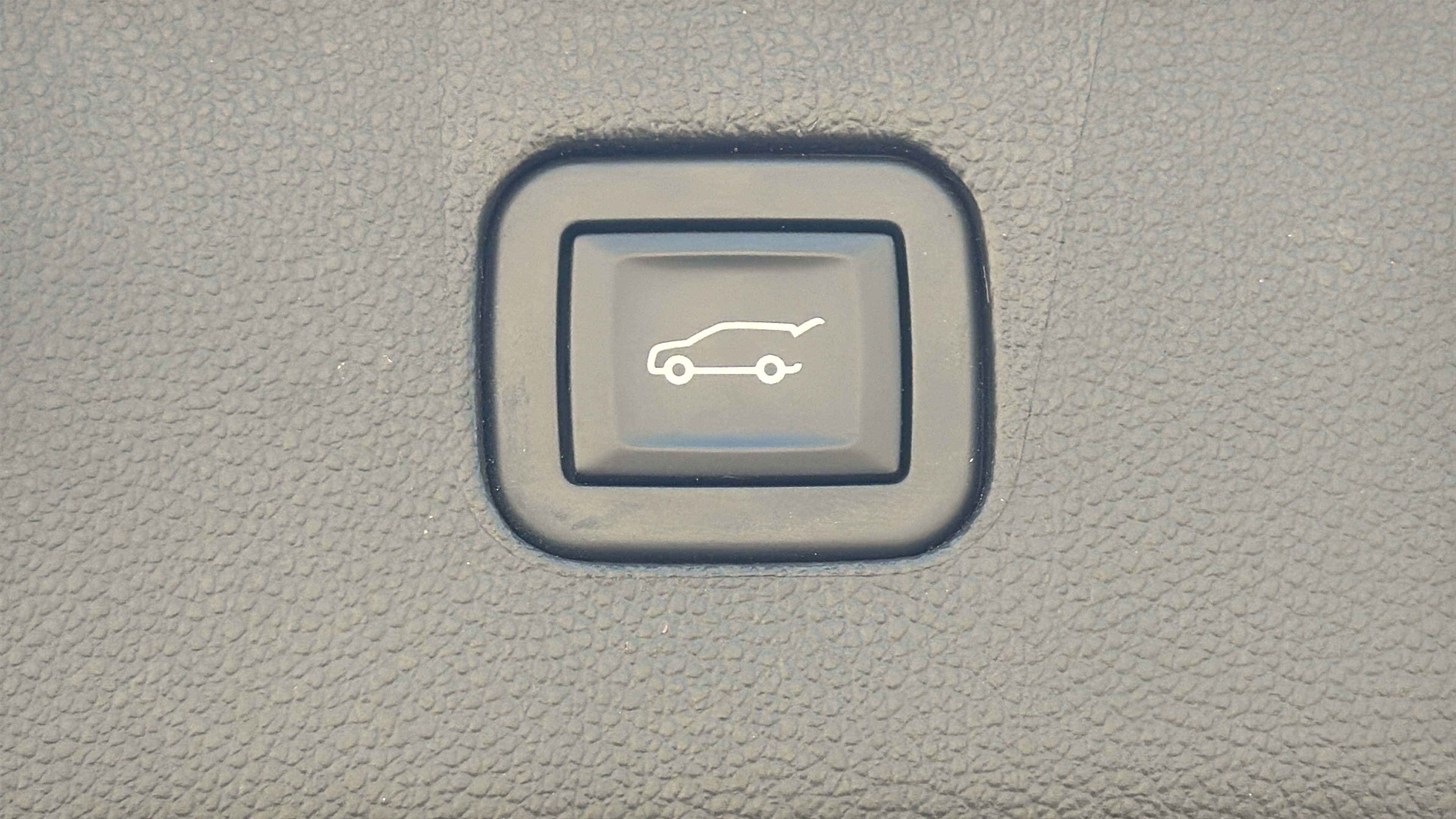 Used 2019 Buick Enclave Essence FWD image 27