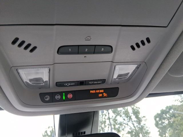 Used 2023 GMC Acadia SLT image 21