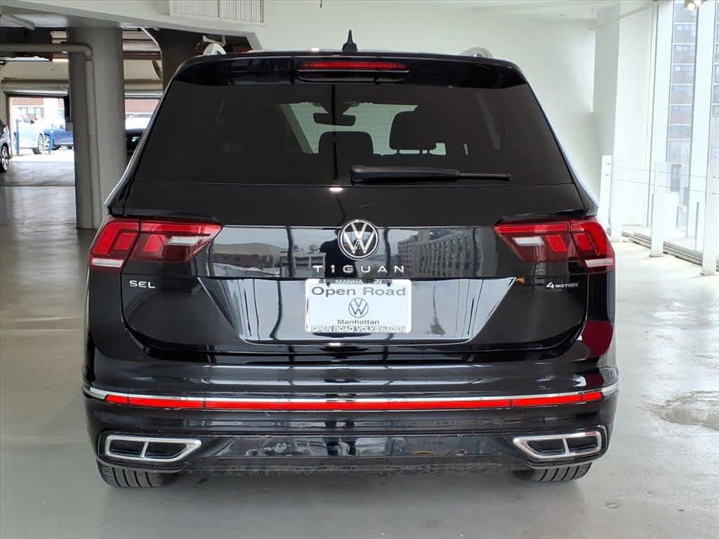 Used 2022 Volkswagen Tiguan SEL R-Line AWD/4WD image 5