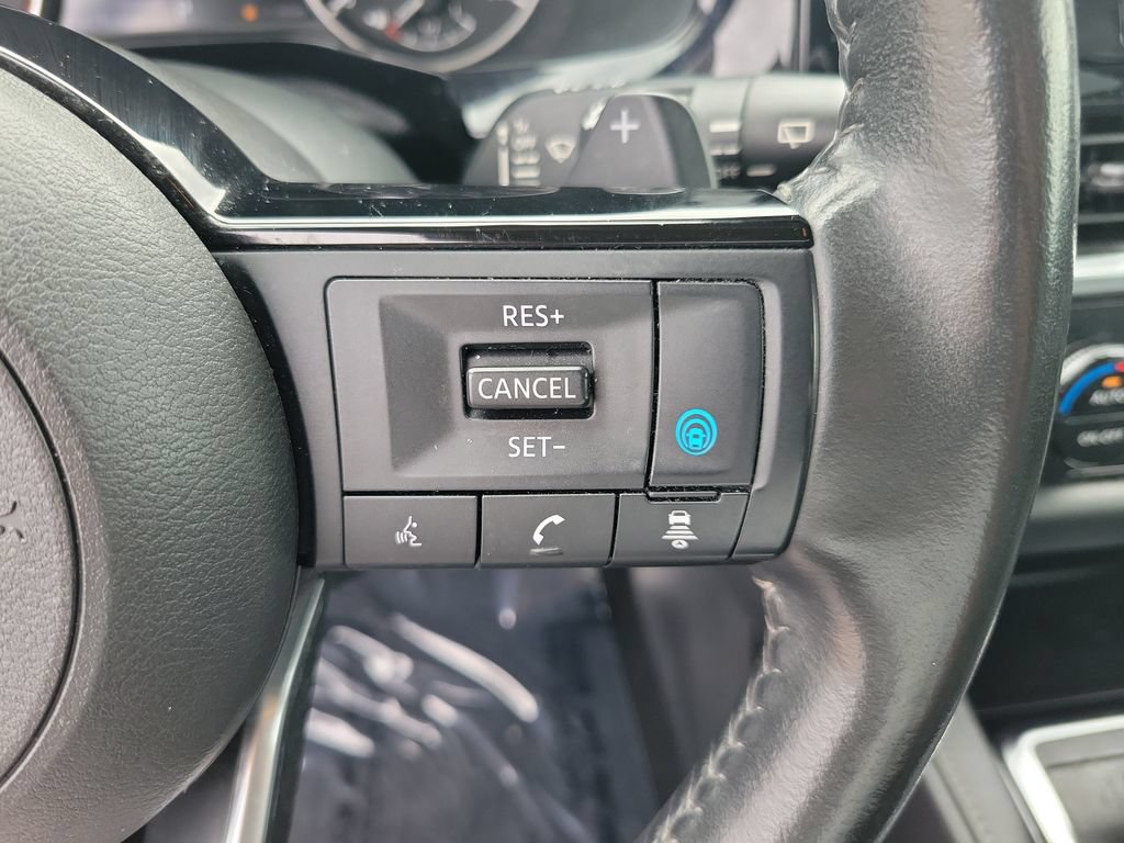 Certified 2023 Nissan Pathfinder SL FWD image 21