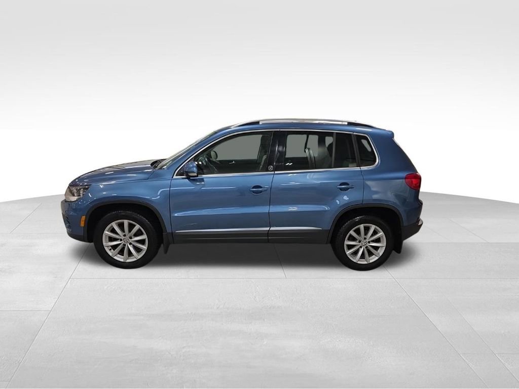 Used 2017 Volkswagen Tiguan Wolfsburg Edition image 9