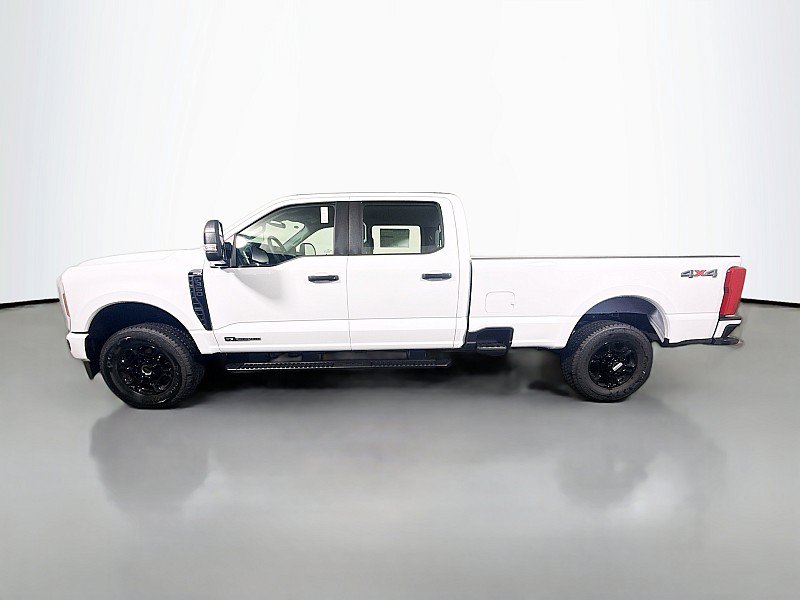 New 2026 Ford F350 XL w/ STX Appearance Package AWD/4WD image 4