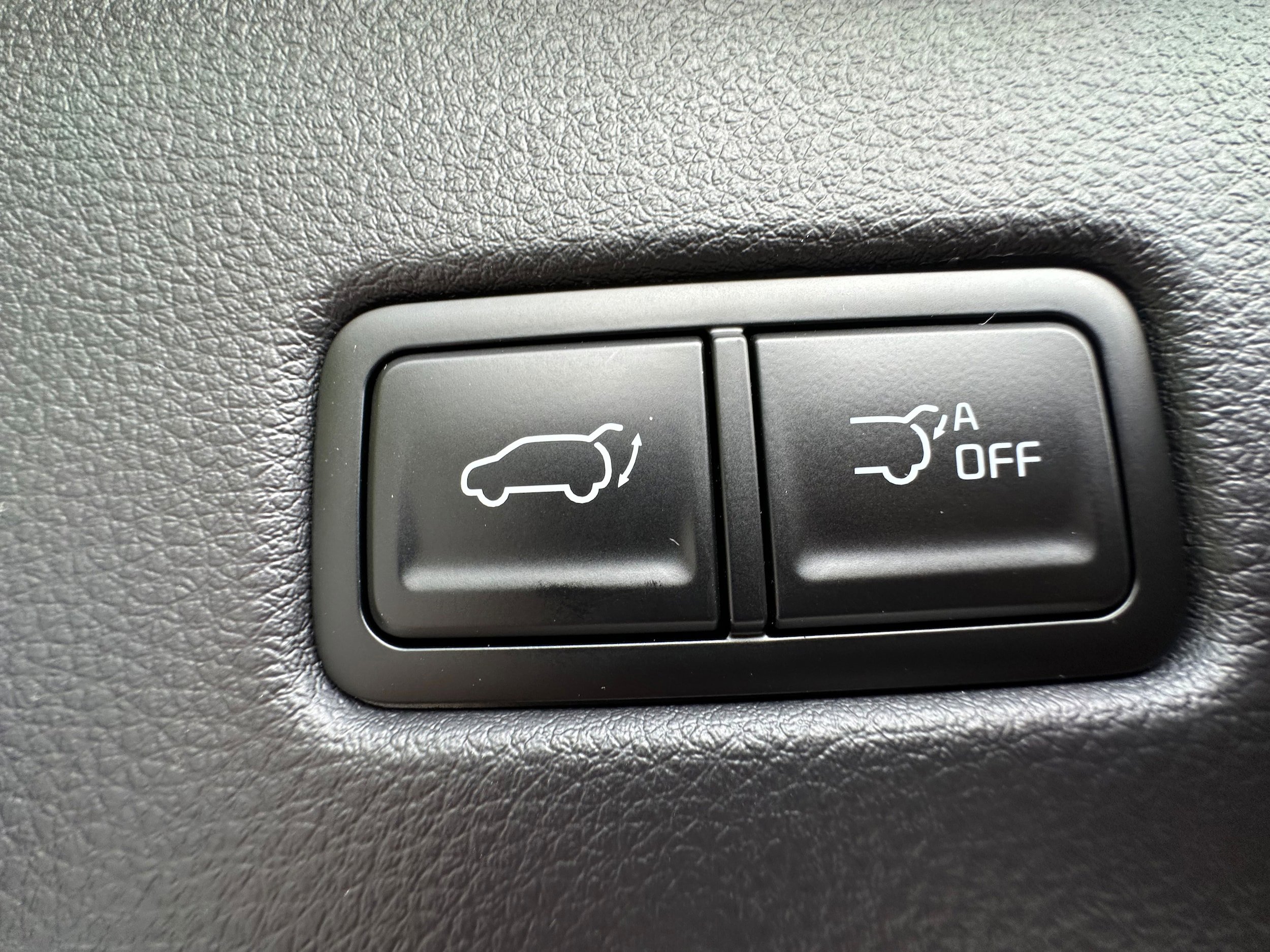 New 2026 Kia Carnival EX FWD image 14