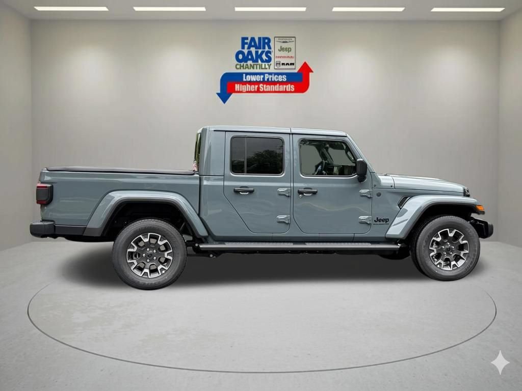 New 2026 Jeep Gladiator Sport AWD/4WD image 5
