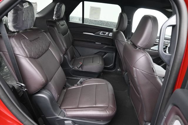 New 2026 Ford Explorer Platinum w/ LUX Leather Package AWD/4WD image 9