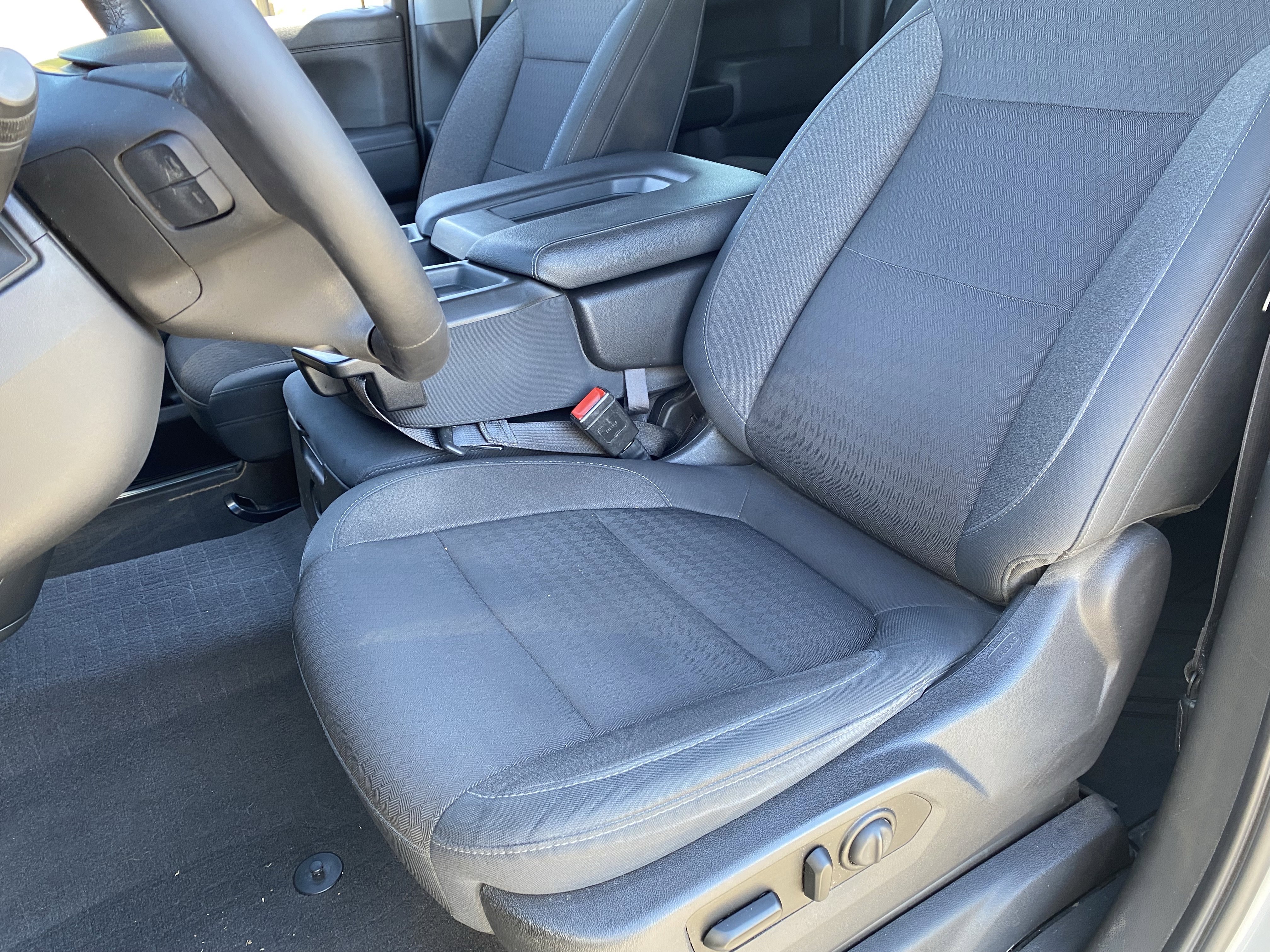 Used 2019 Chevrolet Silverado 1500 LT w/ All-Star Edition image 15