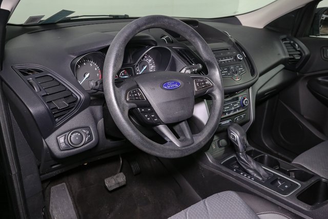 Used 2018 Ford Escape SE image 19