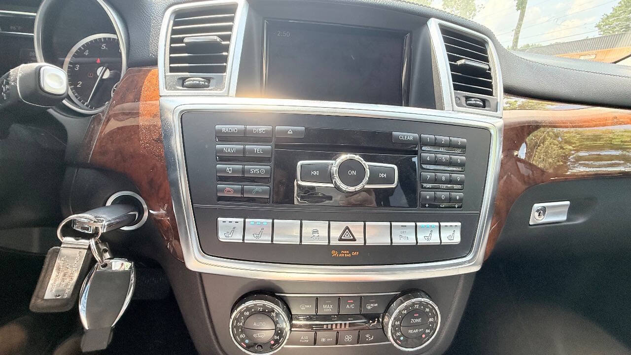 Used 2014 Mercedes-Benz GL 550 4MATIC image 77