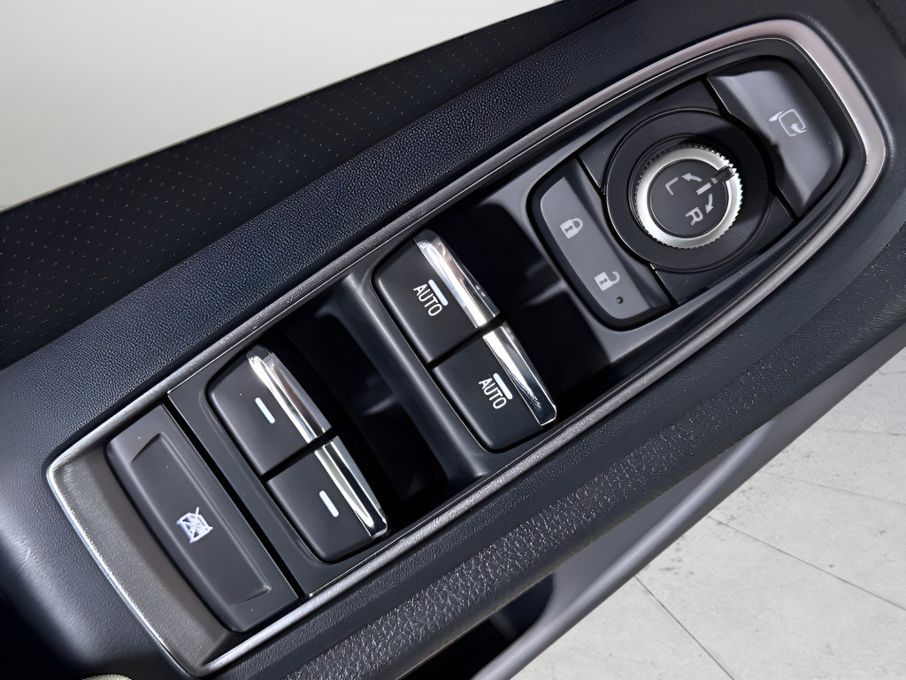 New 2026 Subaru Ascent Limited image 21