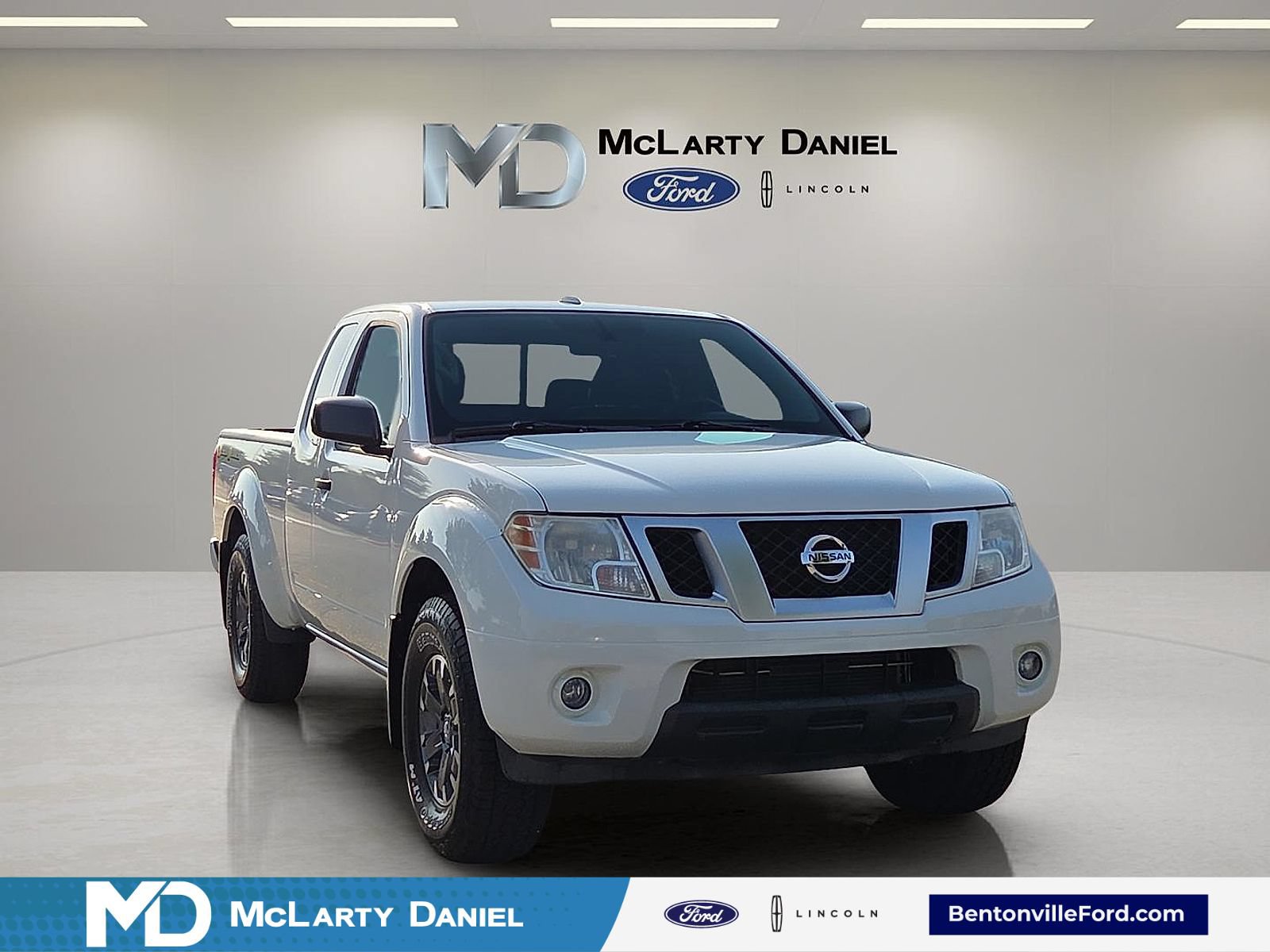 Used 2017 Nissan Frontier Desert Runner RWD video 1