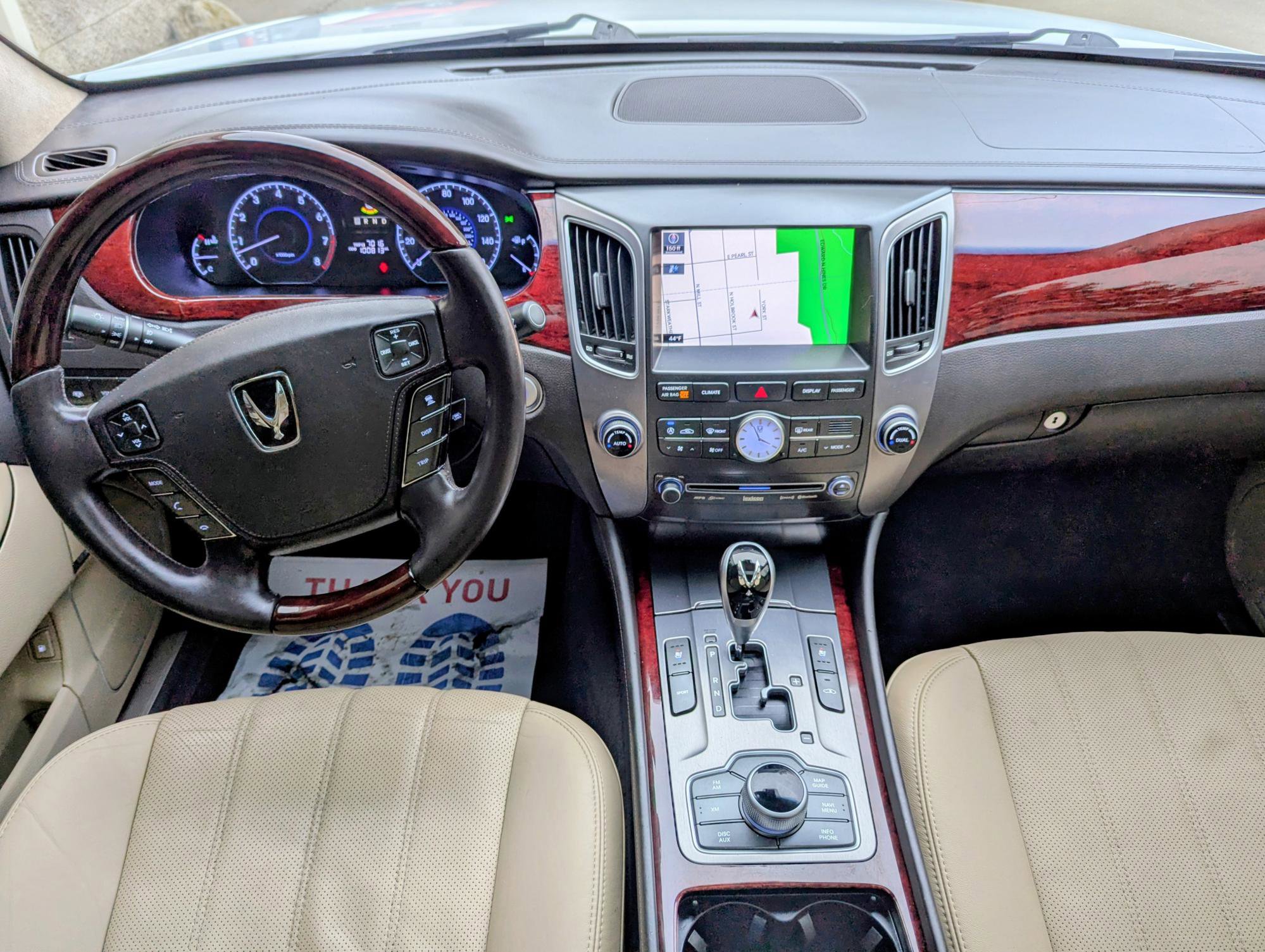 Used 2013 Hyundai Equus Signature RWD image 7