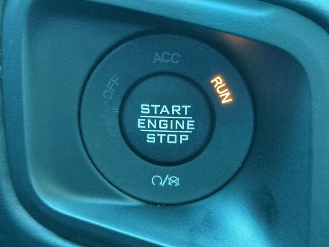 New 2026 Jeep Gladiator Mojave w/ Steel Bumper Group AWD/4WD image 26