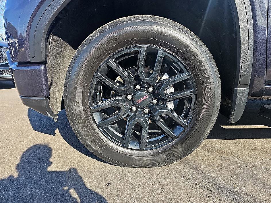 Used 2022 GMC Sierra 1500 Elevation w/ Preferred Package image 10