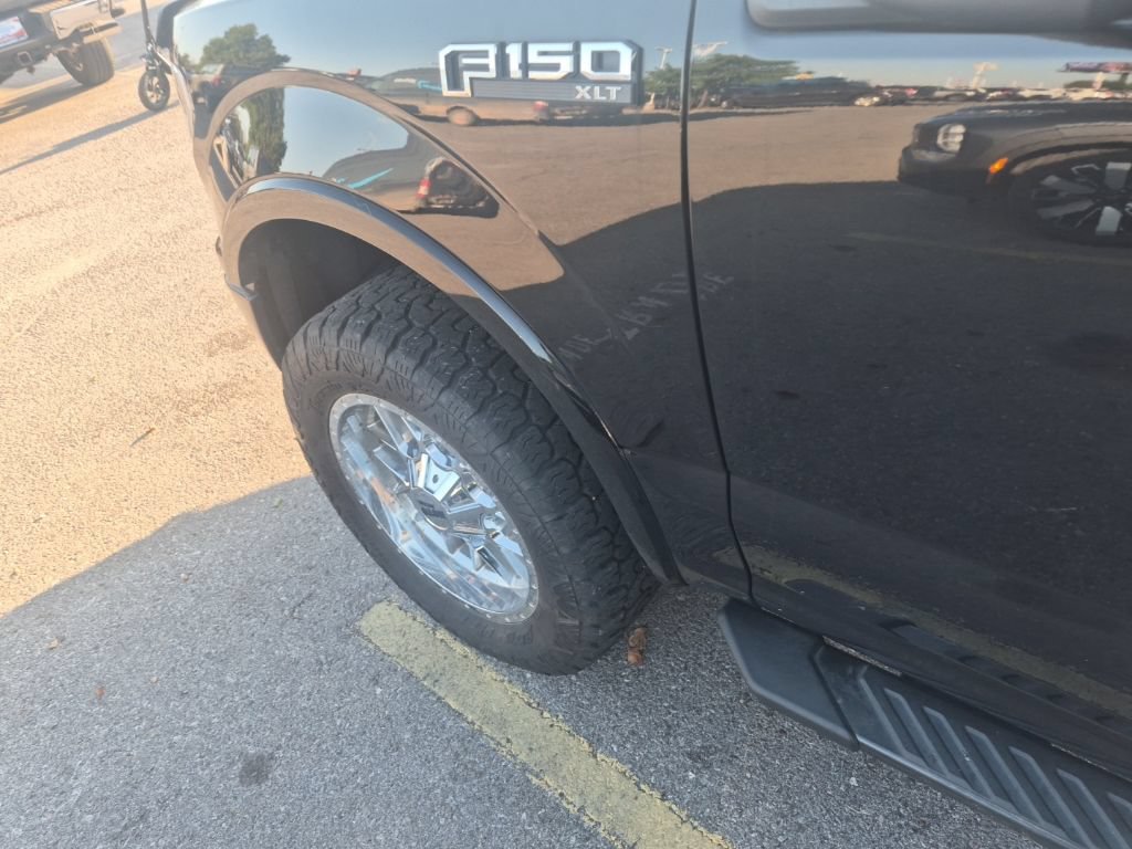 Used 2020 Ford F150 XLT w/ Equipment Group 302A Luxury AWD/4WD image 8