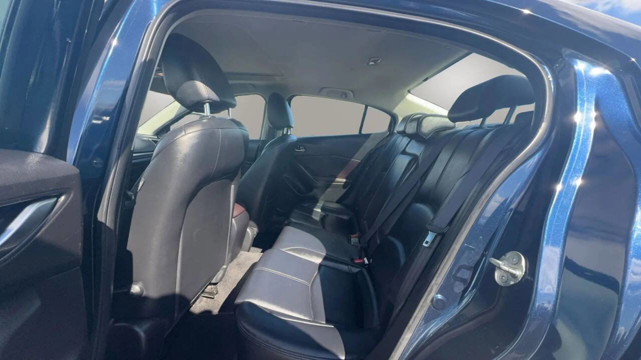 Used 2017 MAZDA MAZDA3 Touring w/ Popular Equipment Package image 16