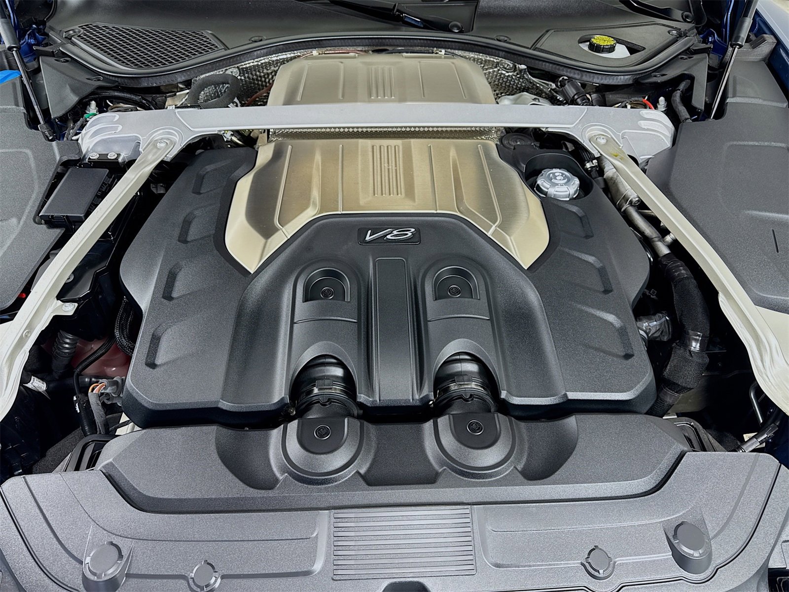 Certified 2024 Bentley Continental GT image 29