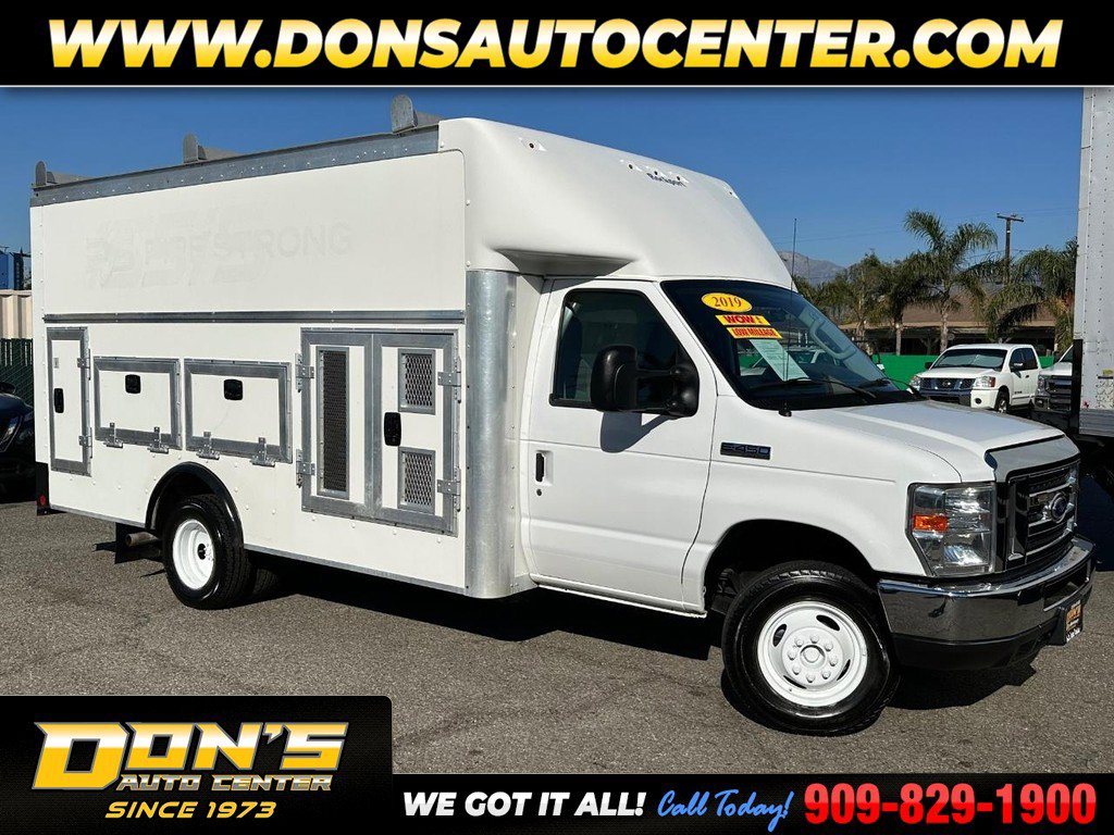 Used 2019 Ford E-450 and Econoline 450 Super Duty w/ Power Windows & Locks Group