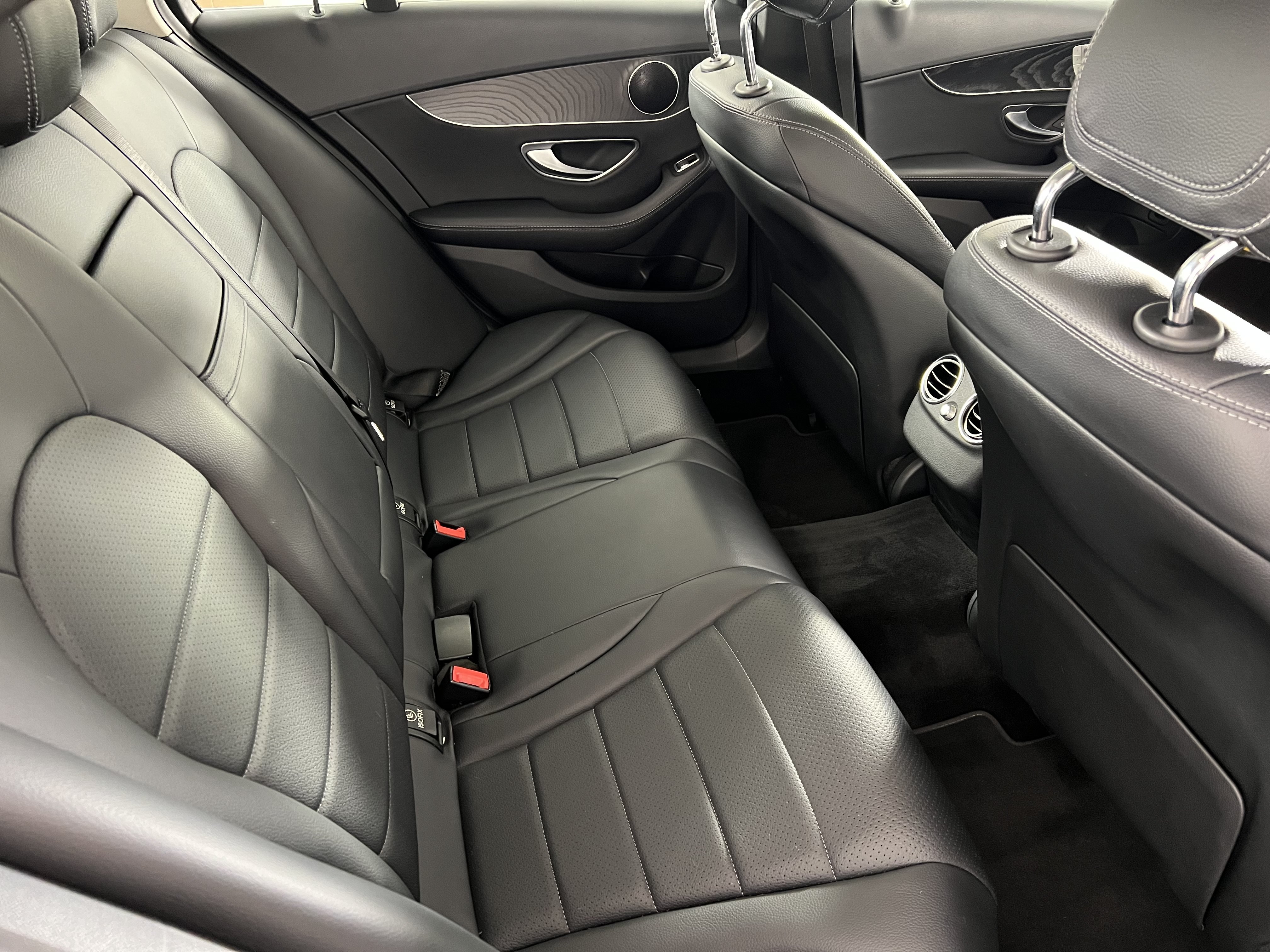 Used 2017 Mercedes-Benz C 300 4MATIC Sedan image 24