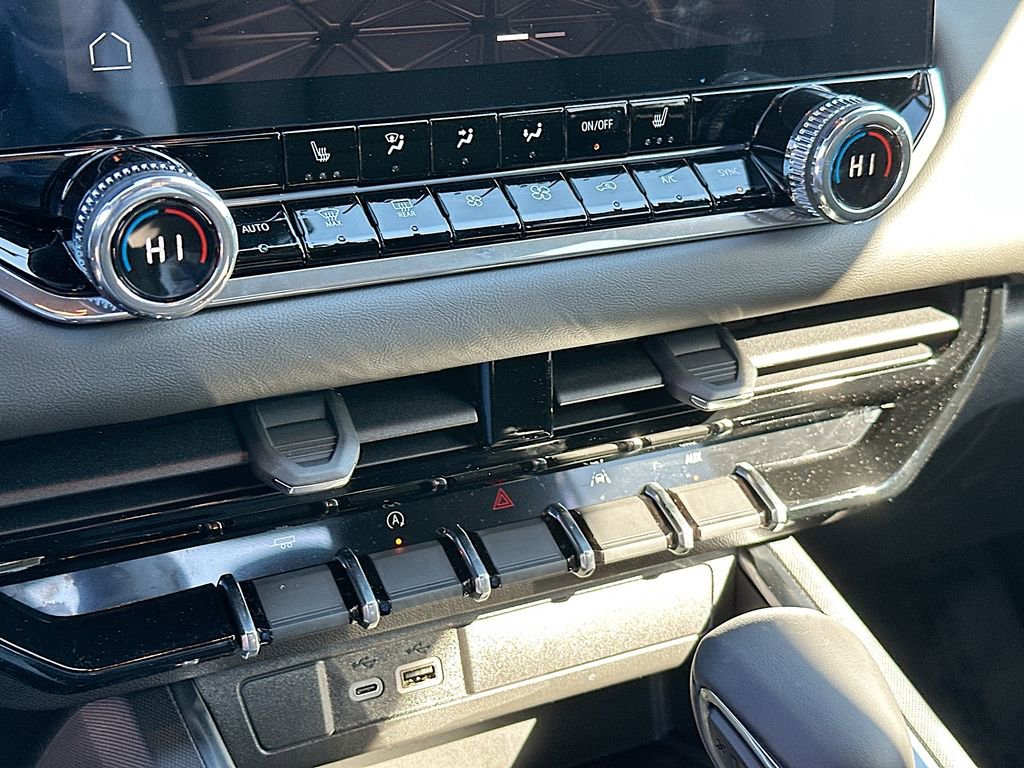 New 2026 GMC Canyon Elevation w/ Convenience Package image 14