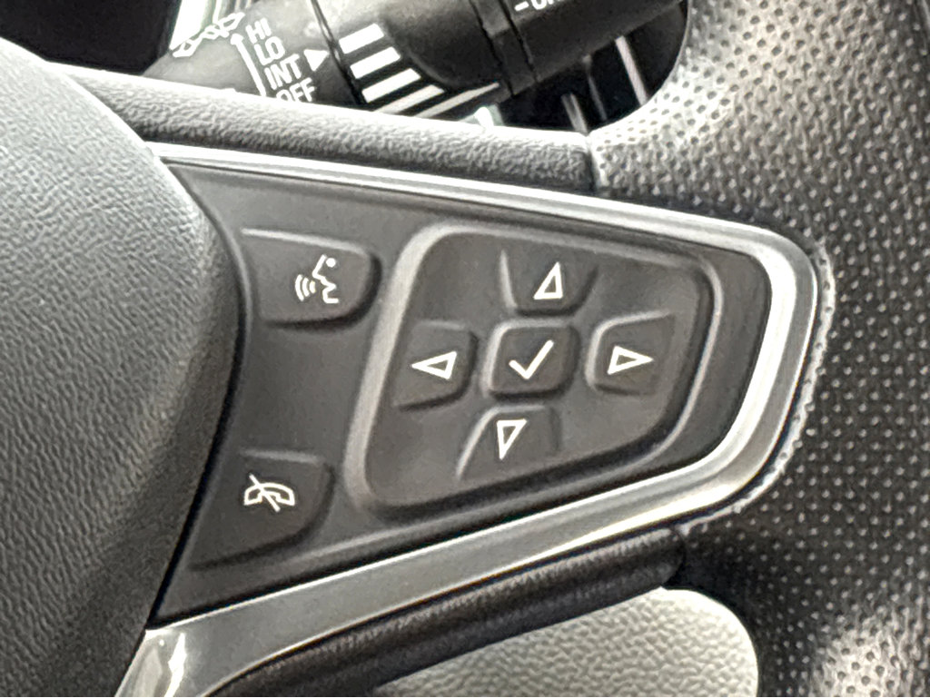 Used 2022 Chevrolet Equinox LS w/ LS Convenience Package image 13