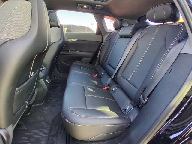 New 2026 Cadillac Optiq Luxury 1 image 26