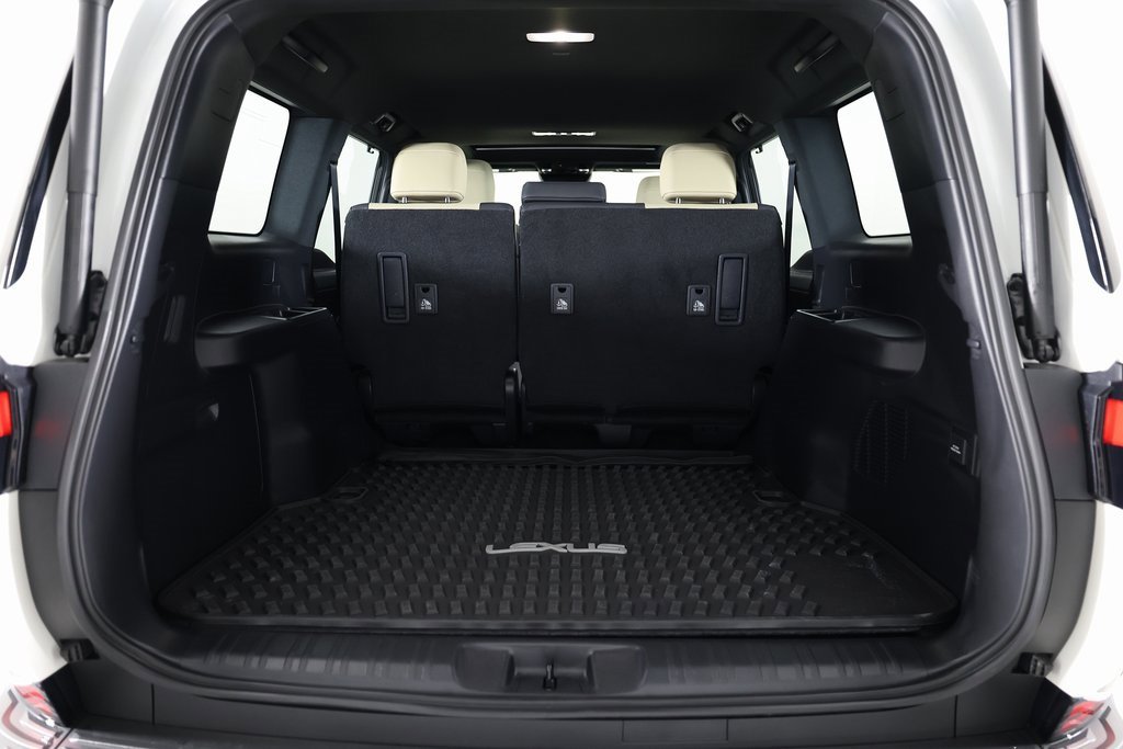 Used 2024 Lexus GX 550 image 12