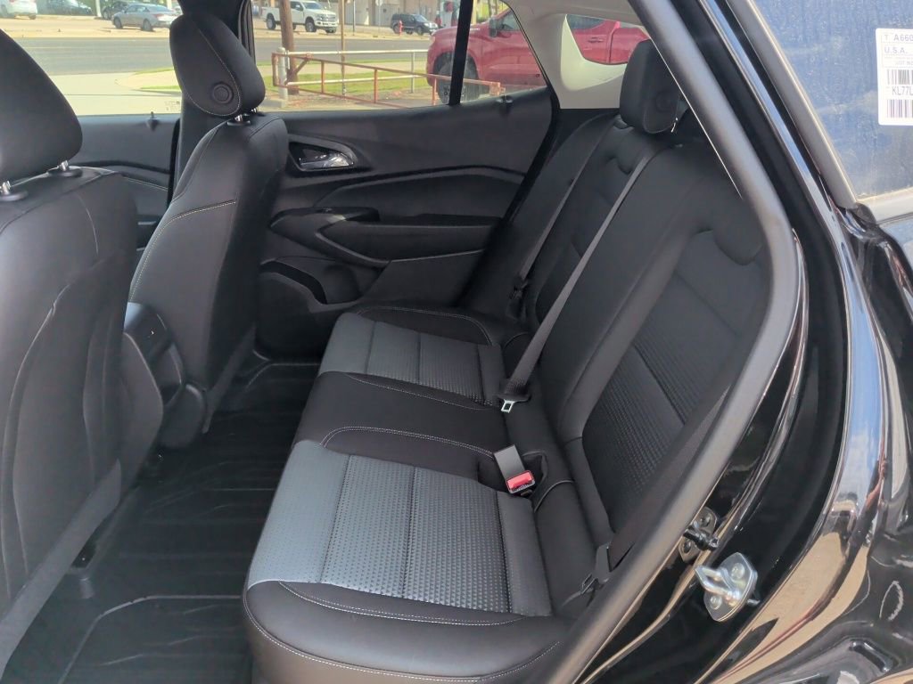 New 2026 Chevrolet Trax LT image 31