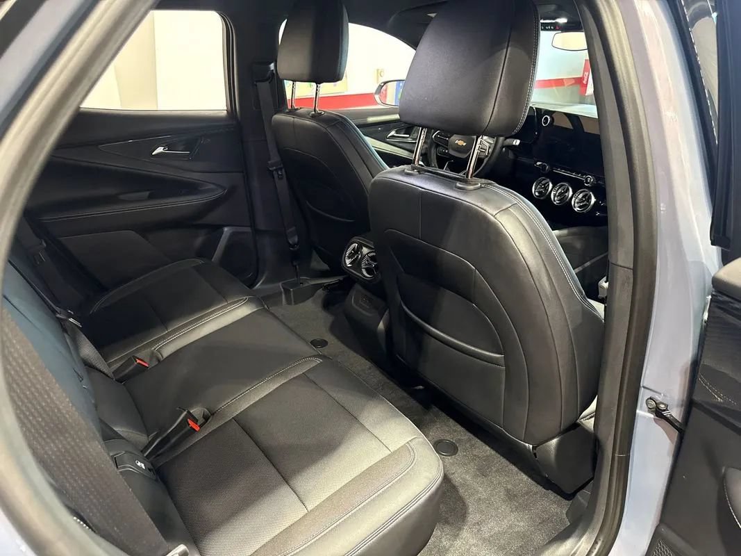 Used 2024 Chevrolet Blazer EV LT AWD/4WD image 89