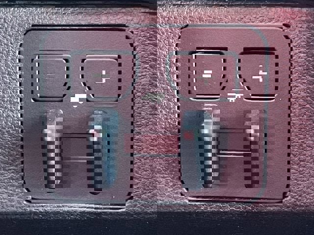 Used 2023 Toyota Sequoia Limited image 21