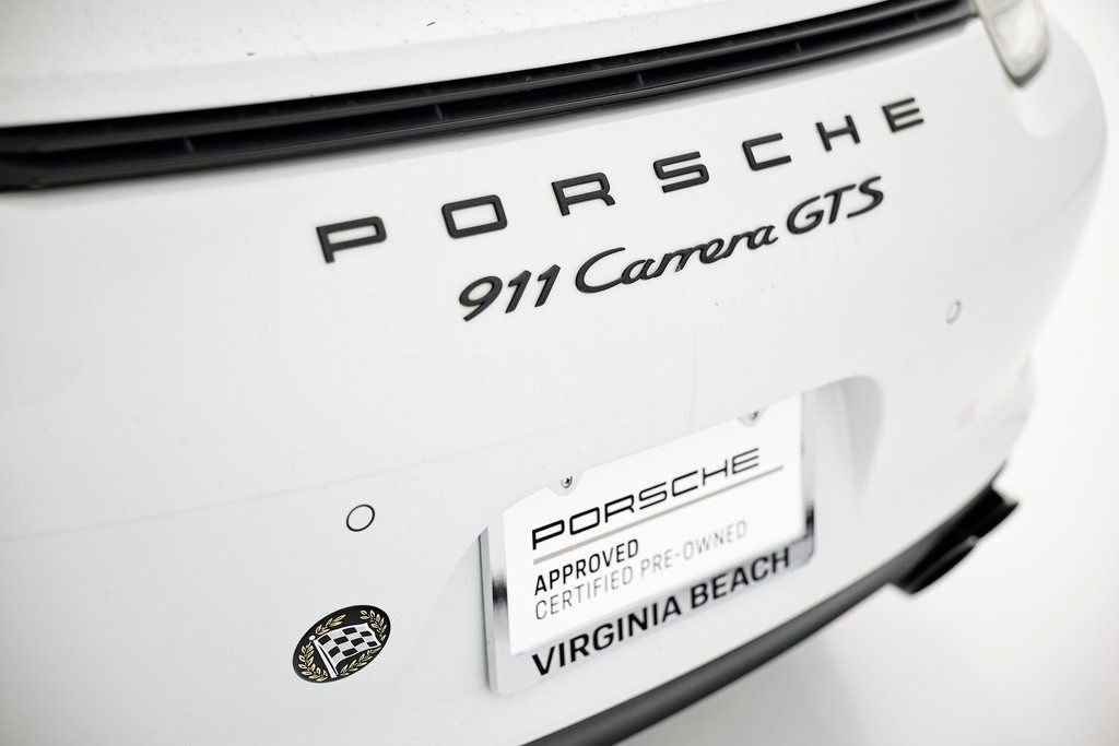 Certified 2015 Porsche 911 Carrera GTS RWD image 17