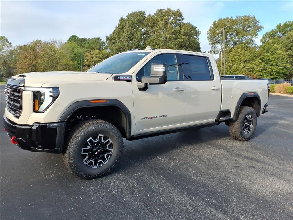 New 2026 GMC Sierra 2500 AT4X image 3