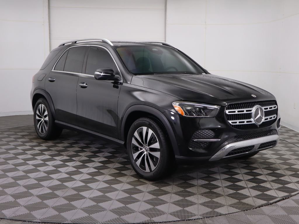 Used 2025 Mercedes-Benz GLE 350 4MATIC image 3