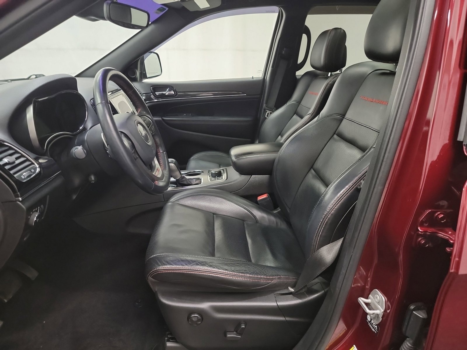 Used 2021 Jeep Grand Cherokee Trailhawk w/ Trailhawk Luxury Group image 9