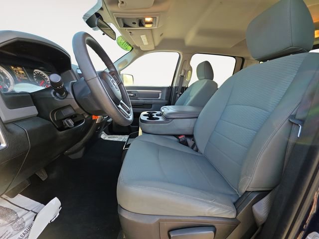 Used 2019 RAM 1500 Classic SLT image 9